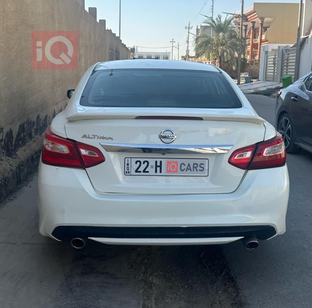 نیسان ئەلتیما